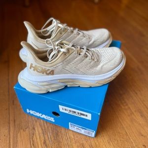 Women’s Hoka Clifton Edge